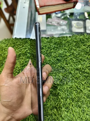 রিয়েলমি জিটি মাস্টার এডিশন ১২৮ জিবি ব্ল্যাক