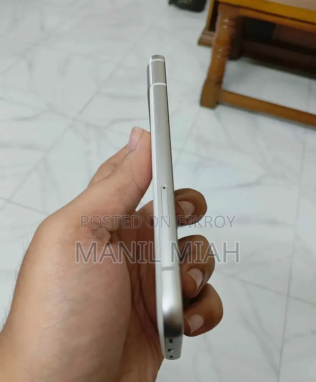গুগল পিক্সেল ৮এ ২৫৬ জিবি হোয়াইট