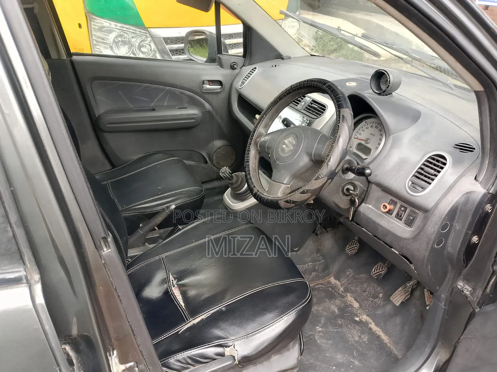 Suzuki RE 2012 Gray