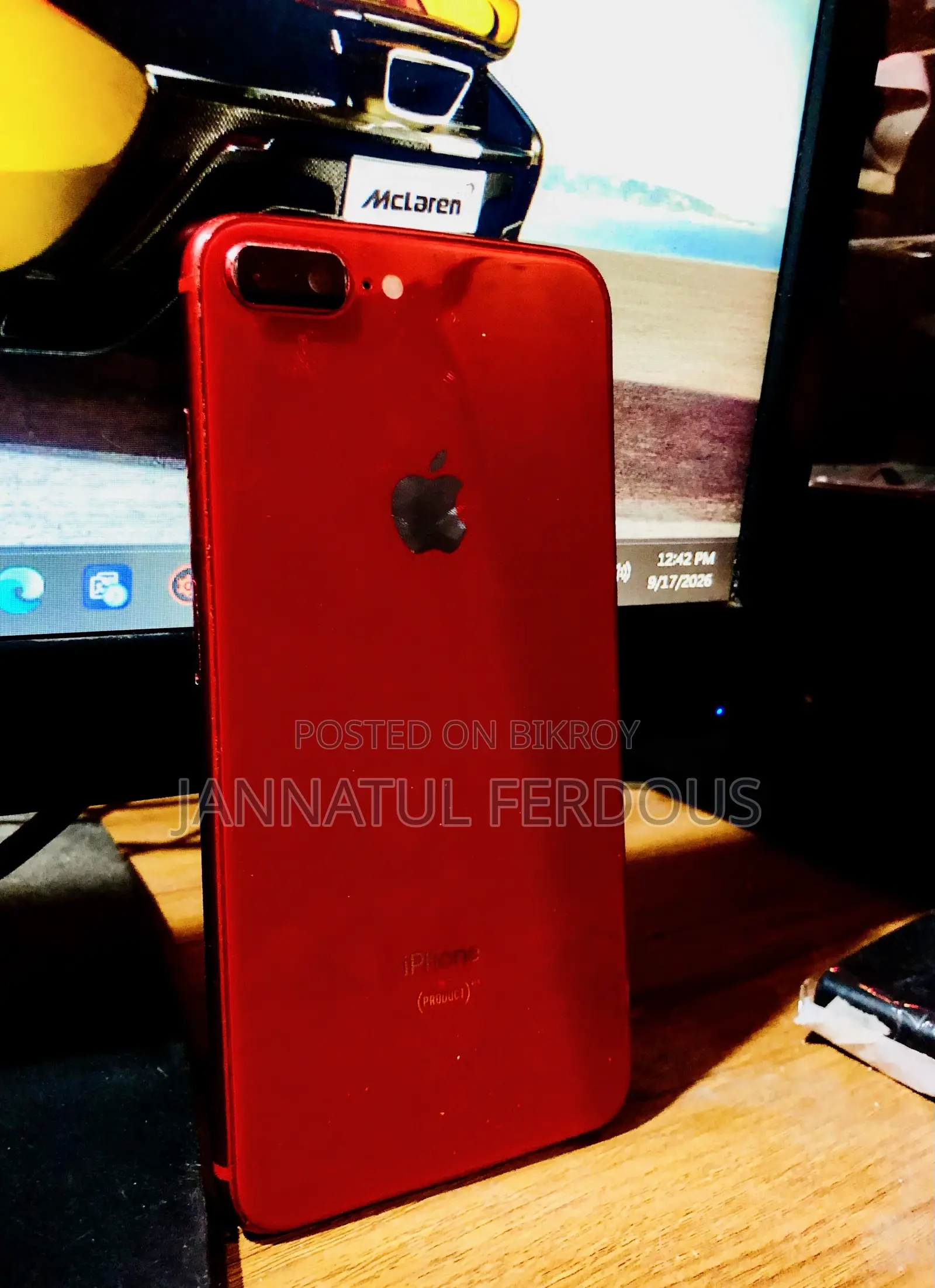 Apple iPhone 8 Plus 64 GB Red