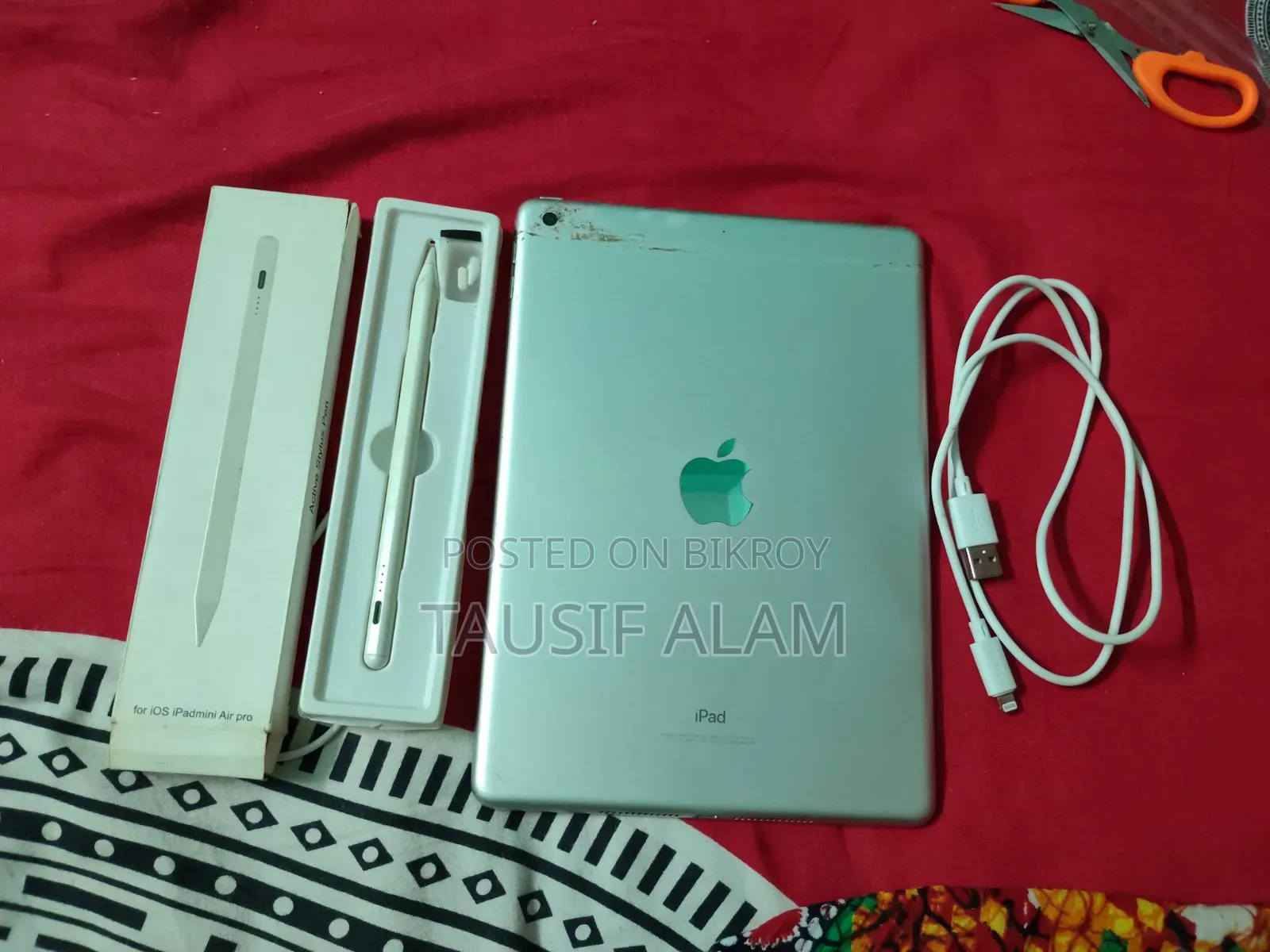 Apple iPad 9.7 128 GB Gray