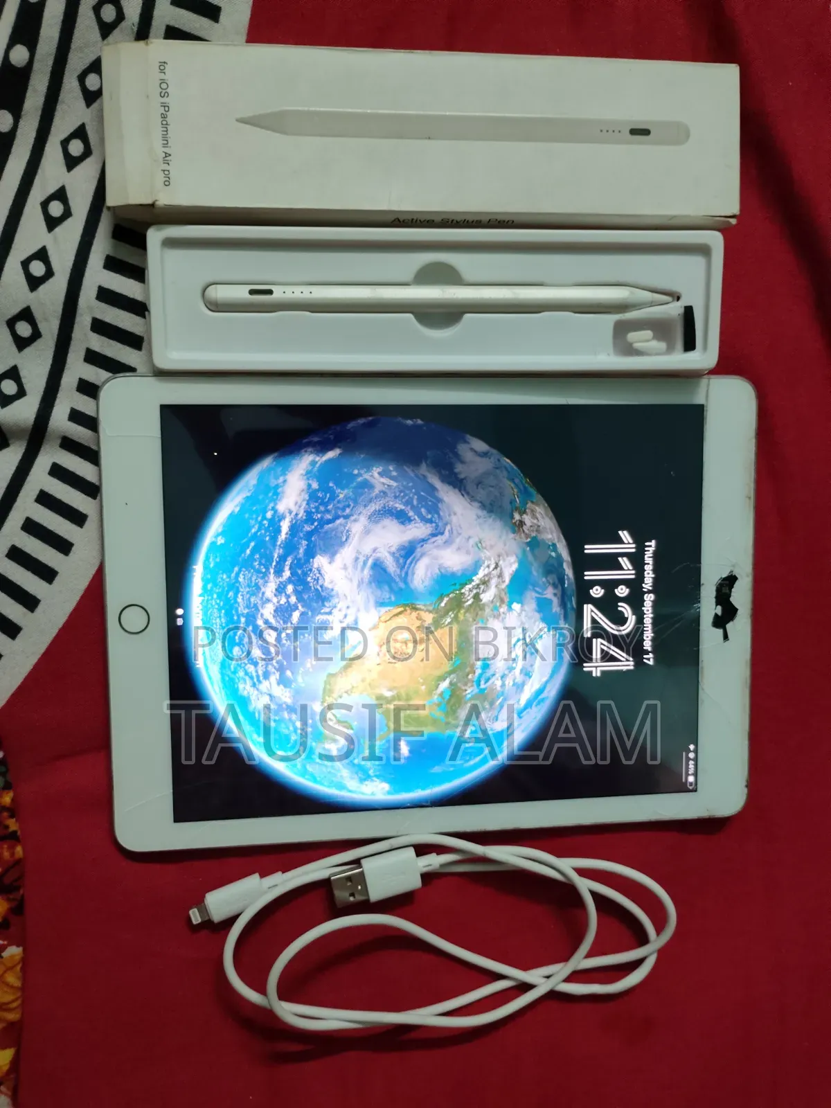 Apple iPad 9.7 128 GB Gray
