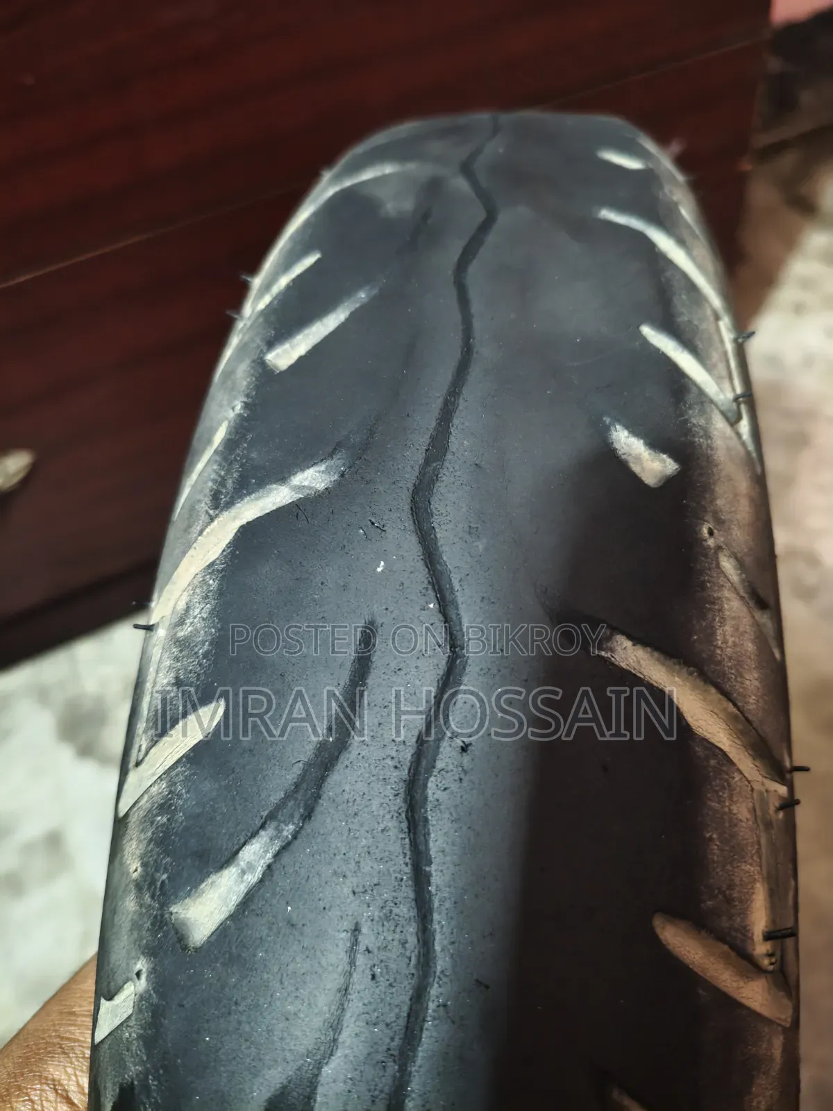 সুজুকি জিক্সার এসএফ ফ্রন্ট টায়ার