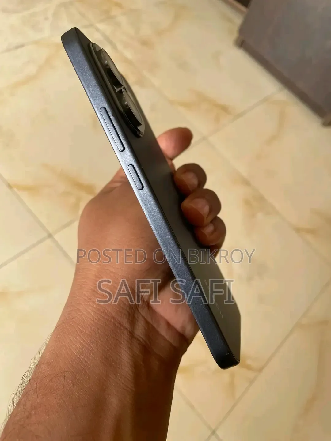 অনার ৪০০ ২৫৬ জিবি ব্ল্যাক