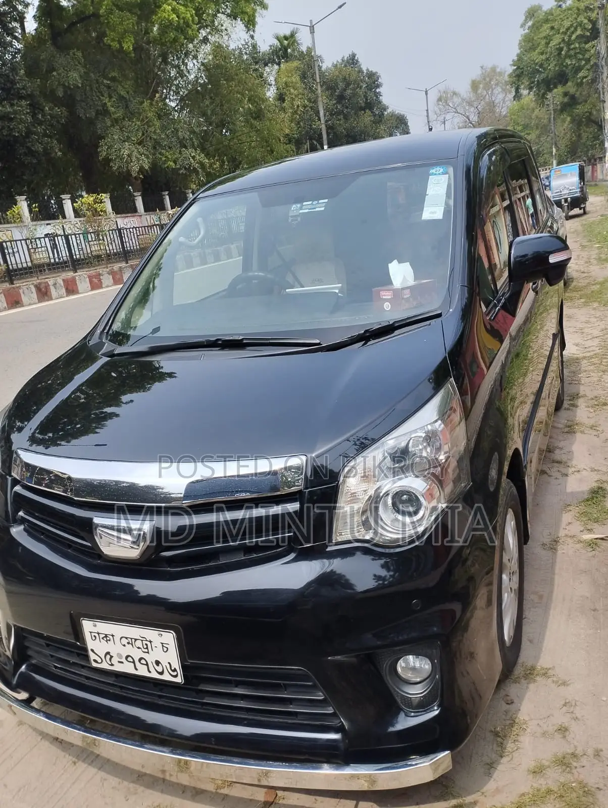Toyota Noah 2011 Black