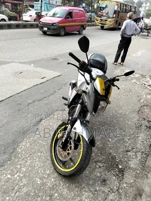 সুজুকি জিক্সার ২০১৯ গ্রে
