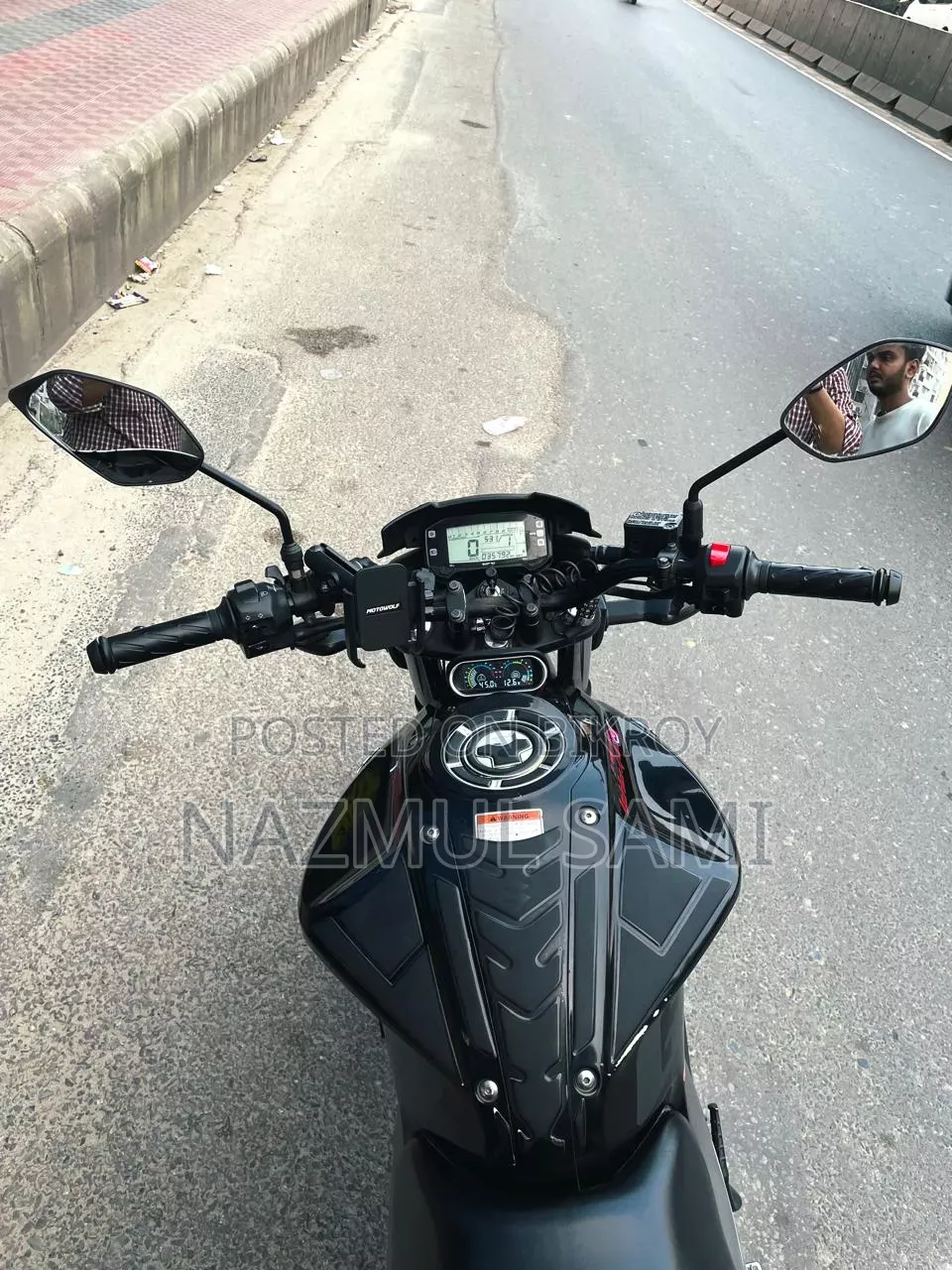 সুজুকি জিক্সার ২০২১ ব্ল্যাক