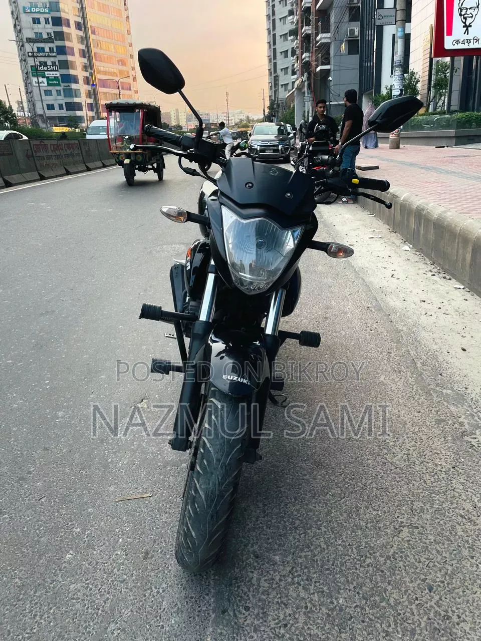 সুজুকি জিক্সার ২০২১ ব্ল্যাক