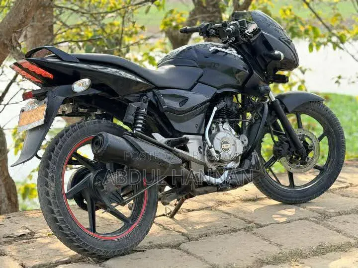 Bajaj Pulsar 150 2014 Black