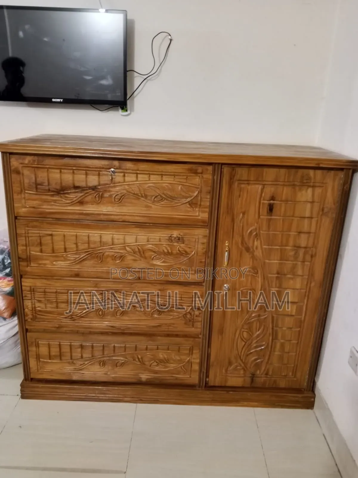১০০% চিটাগাং সেগুন কাঠের বড় ওয়ারড্রব