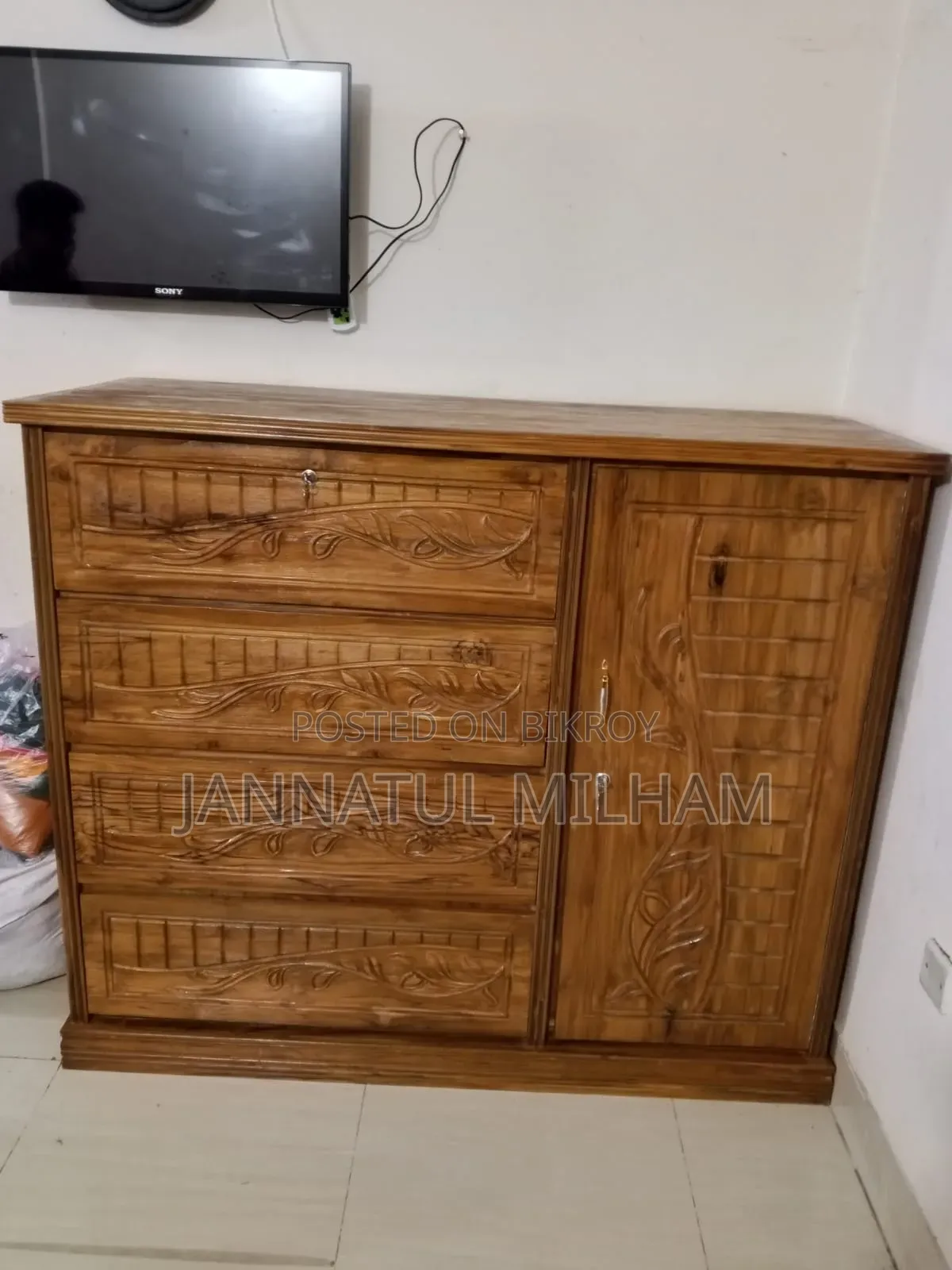 ১০০% চিটাগাং সেগুন কাঠের বড় ওয়ারড্রব