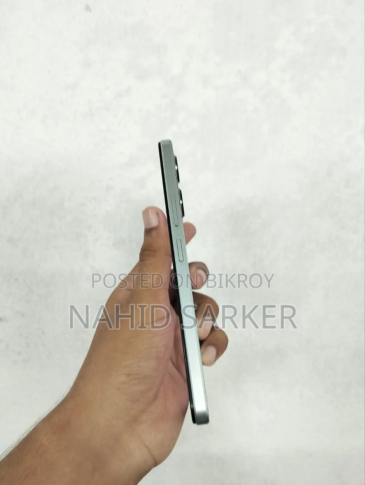Vivo Y18 128 GB White