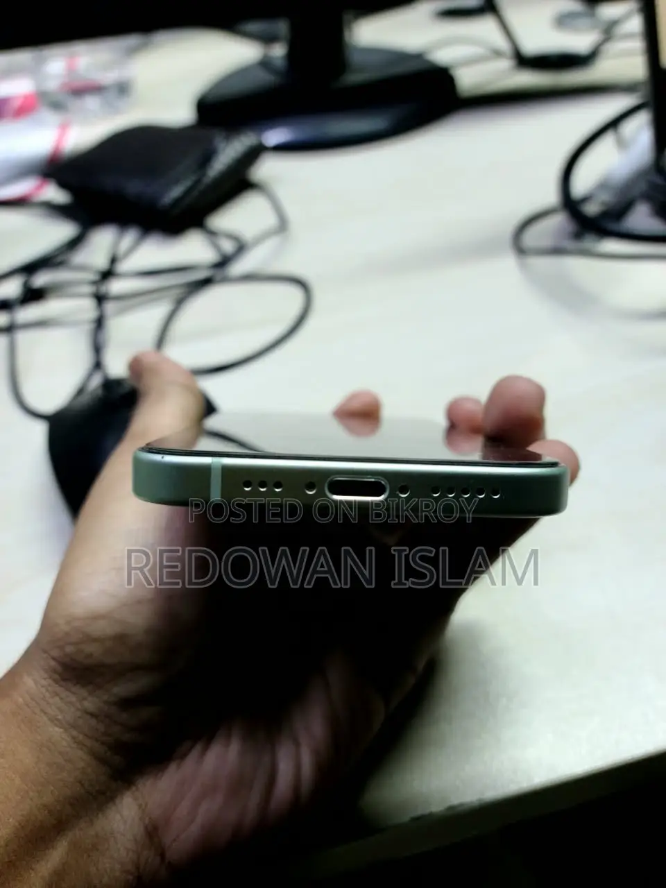 Apple iPhone 15 128 GB Green