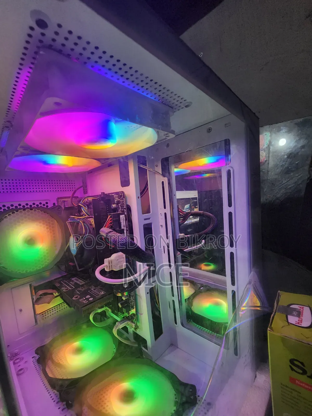 Gigabyte GA-H110MSTX-HD3-ZK 8GB Intel Core i3 SSD 256GB