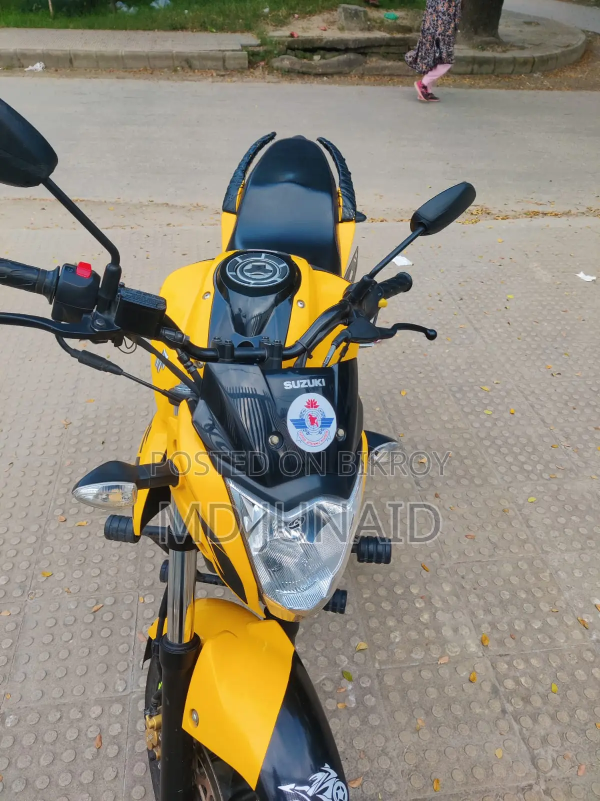 নিউ সুজুকি জিক্সার ২০২৫ ইয়েলো