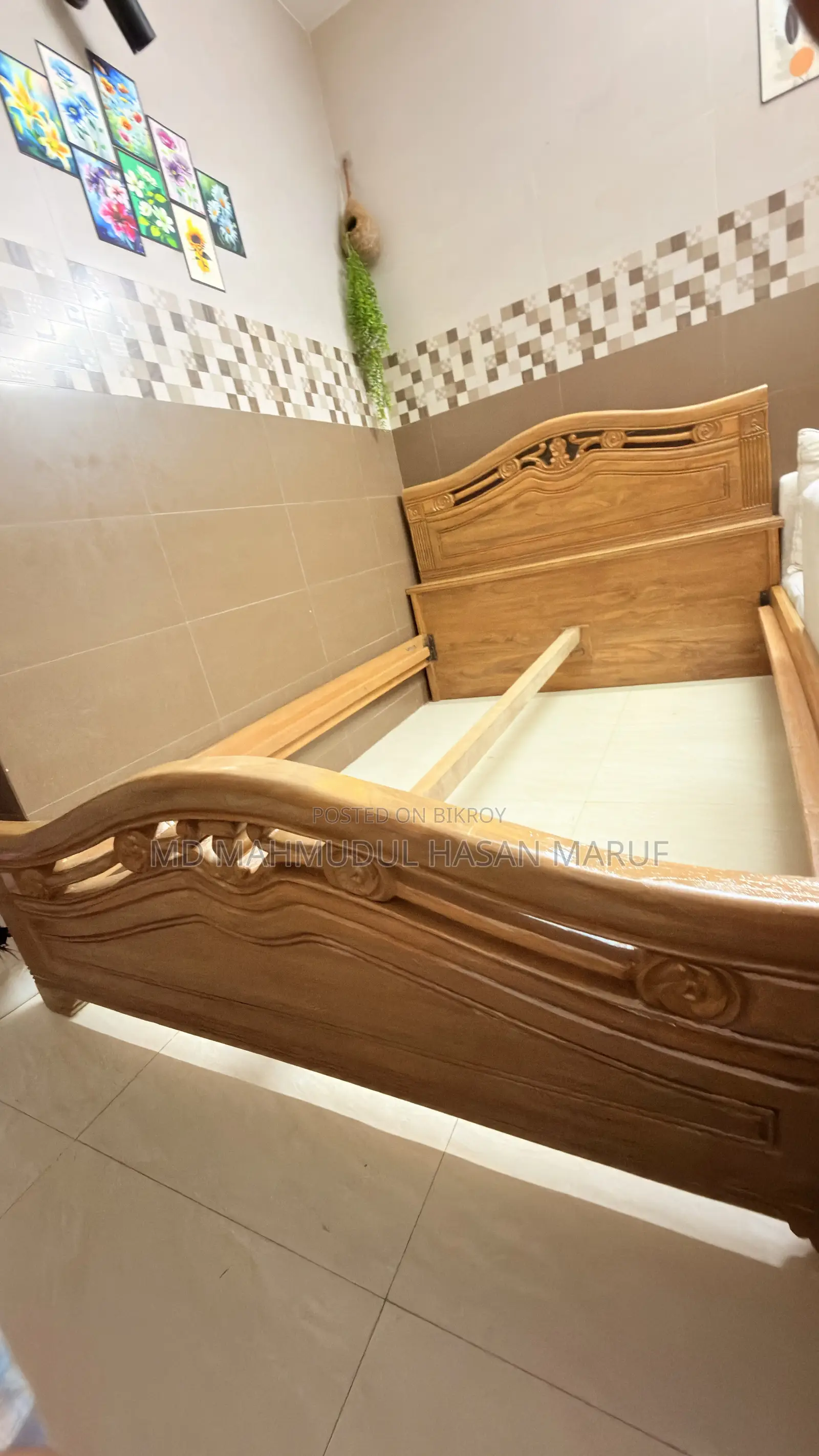 কাঠের খাট বানানো