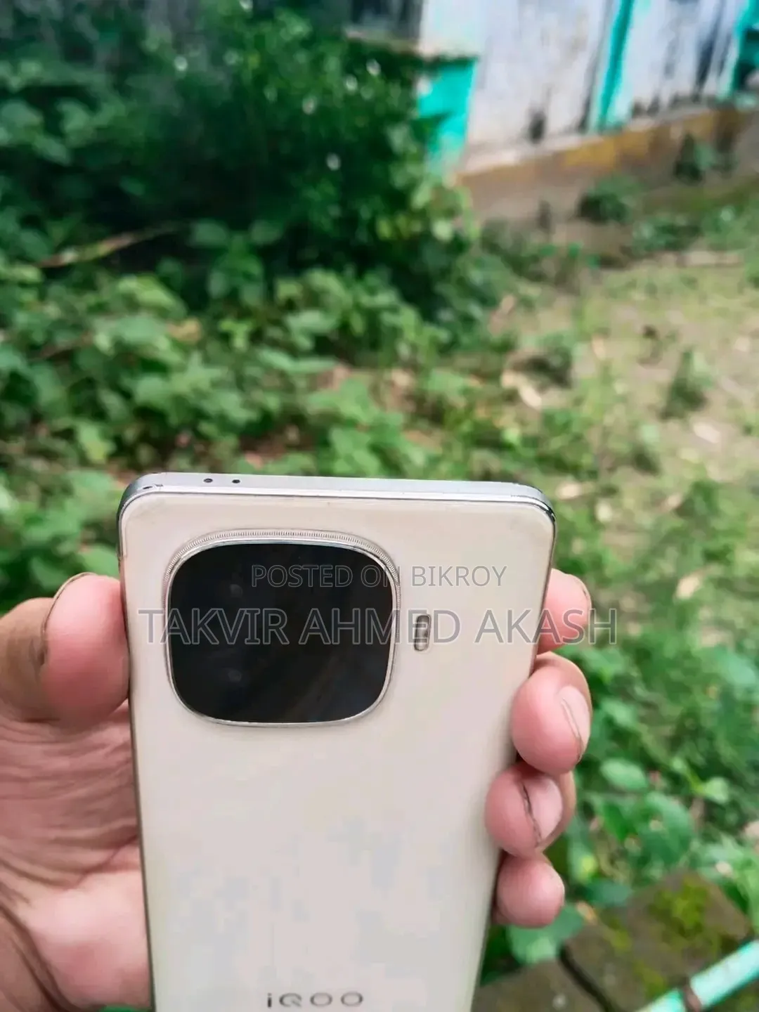 ভিভো আইকিউও জেড৯ টার্বো এনডুরেন্স ২৫৬ জিবি হোয়াইট