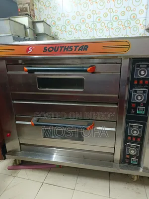 বেকারি ওভেন বিক্রয়ের জন্য।