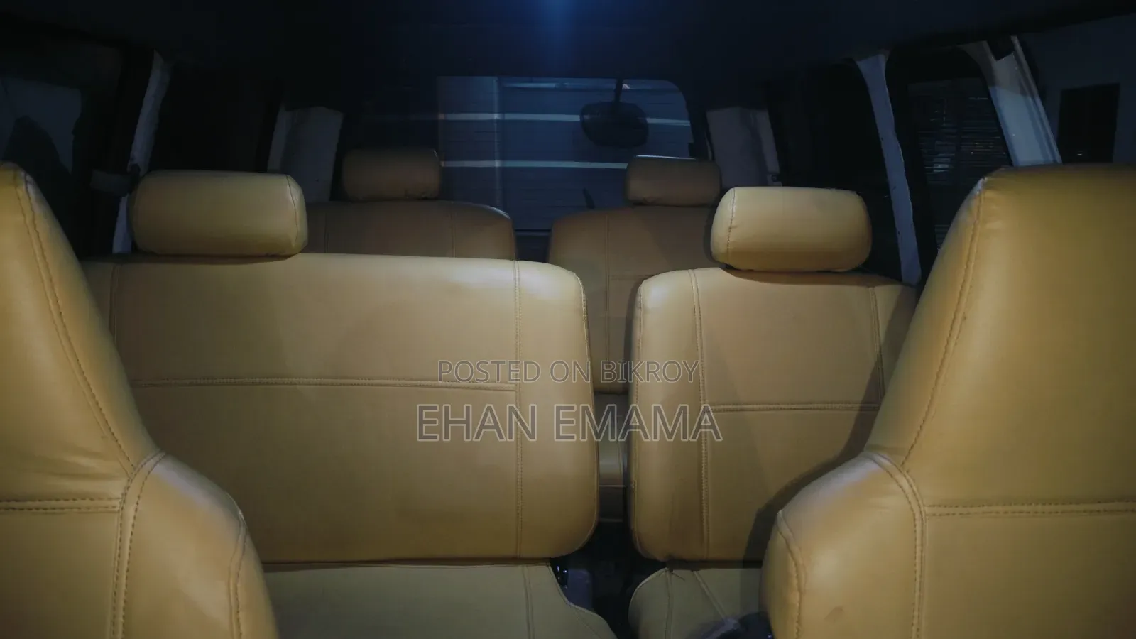 Toyota Noah 2.0 Front-Wheel Drive (8 Seater) 2004 White
