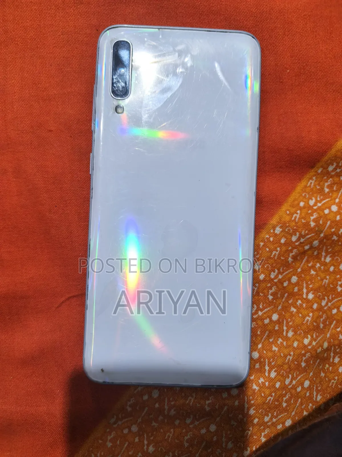 Samsung Galaxy A70 128 GB White