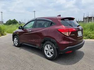 Honda Vezel 2015 Maroon
