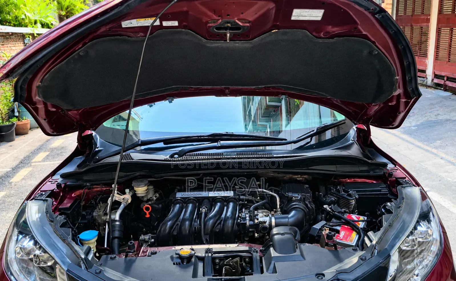 Honda Vezel 2015 Maroon