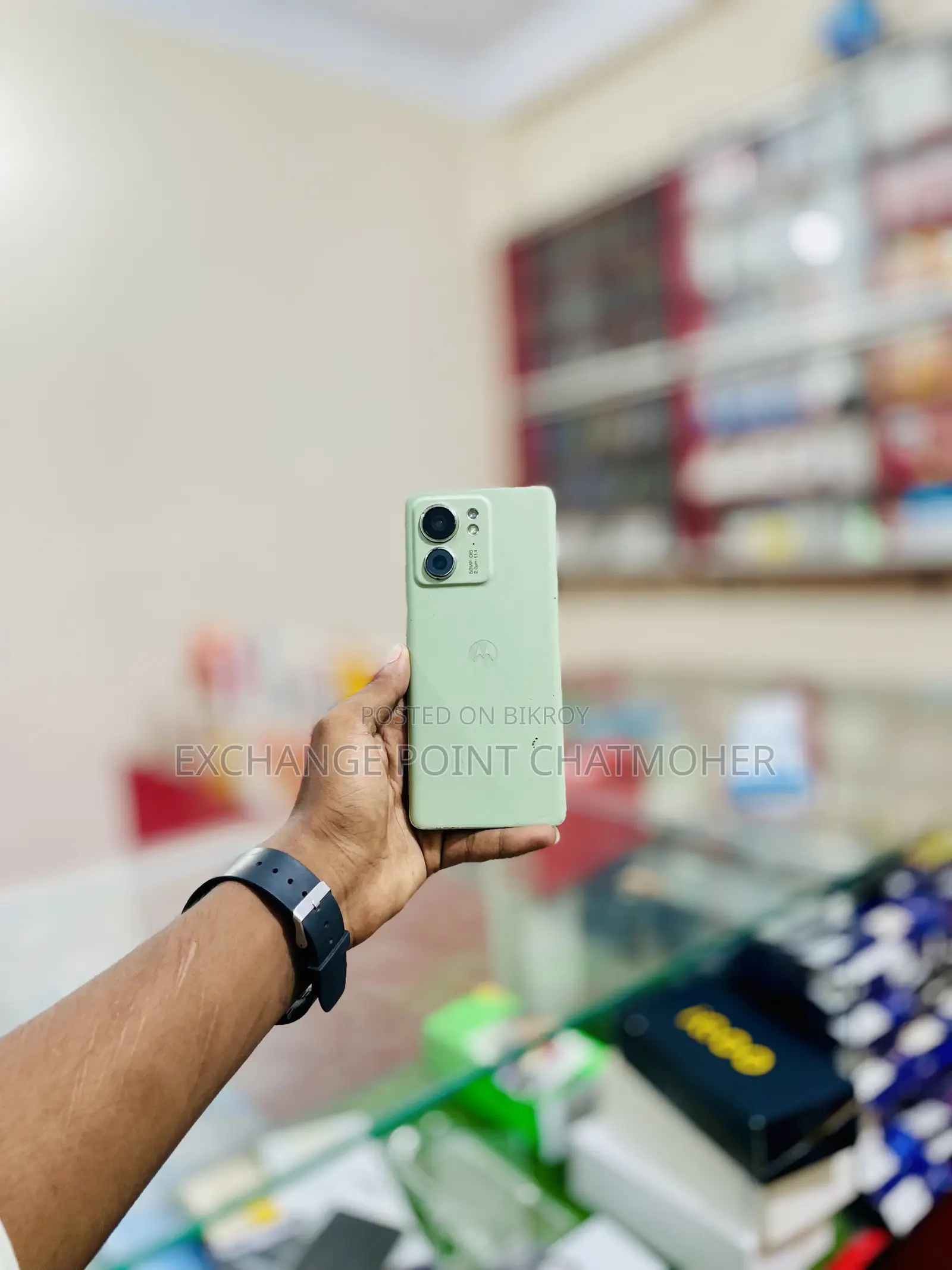 মোটোরোলা এজ ৪০ ২৫৬ জিবি গ্রিন