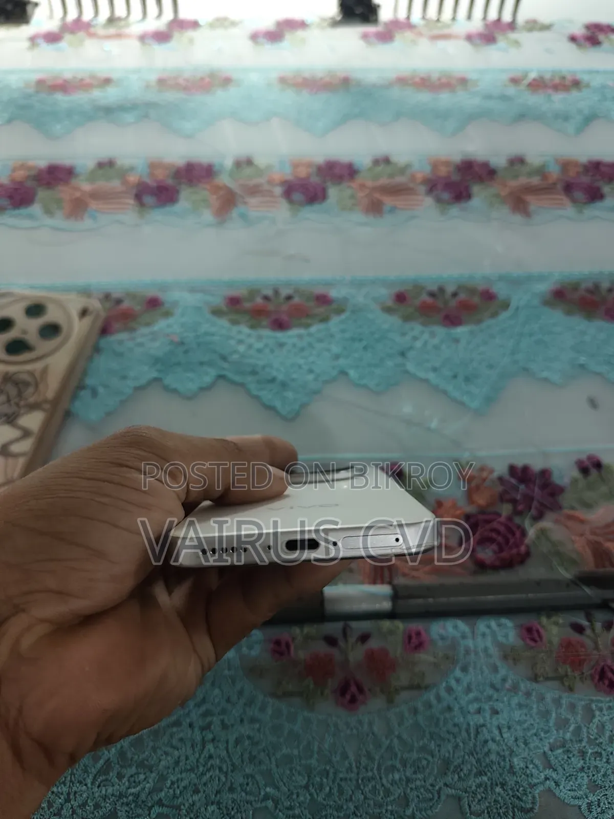 ভিভো এক্স২০০ প্রো মিনি ২৫৬ জিবি সাদা