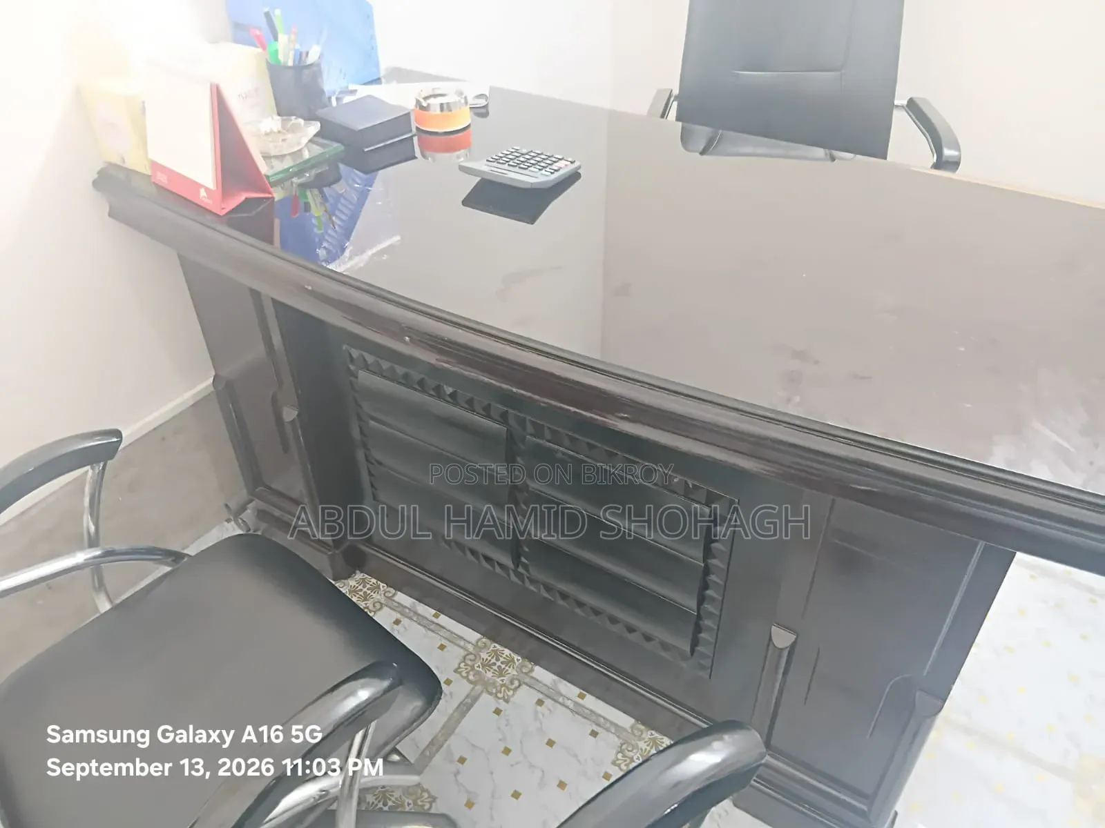 CEO Room Setup_VIP Table With Glass & Big CEO Chair * Clients Chair