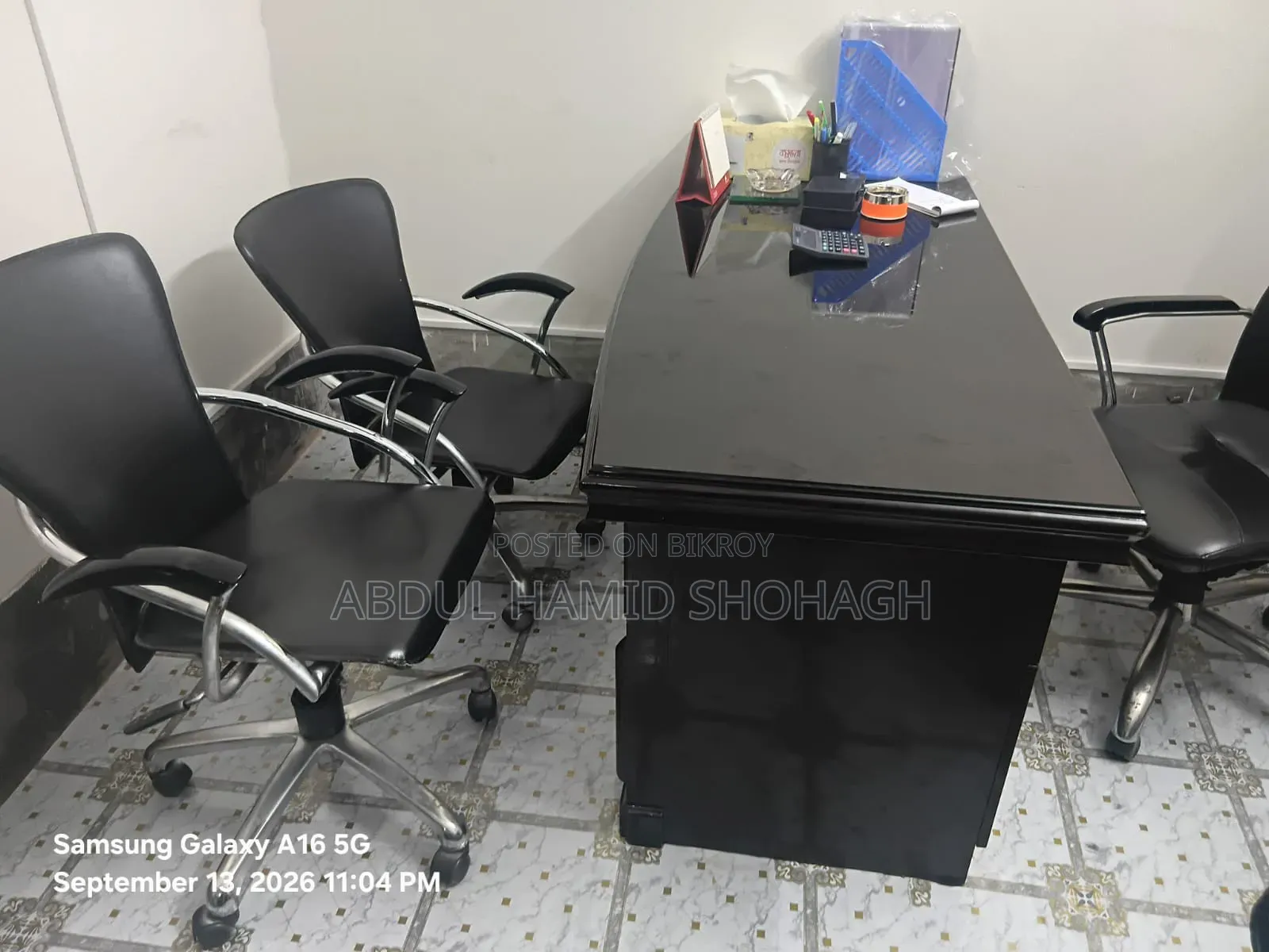 CEO Room Setup_VIP Table With Glass & Big CEO Chair * Clients Chair