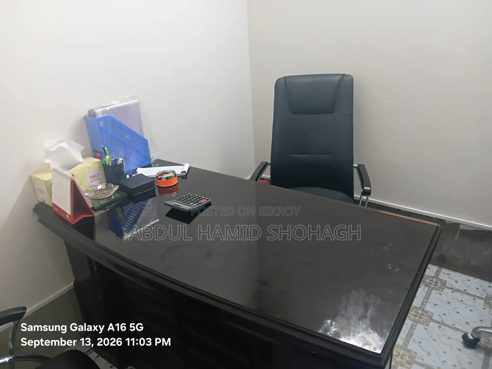 CEO Room Setup_VIP Table With Glass & Big CEO Chair * Clients Chair