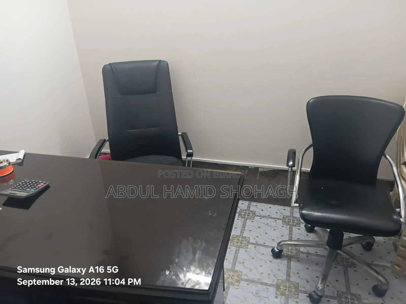 CEO Room Setup_VIP Table With Glass & Big CEO Chair * Clients Chair