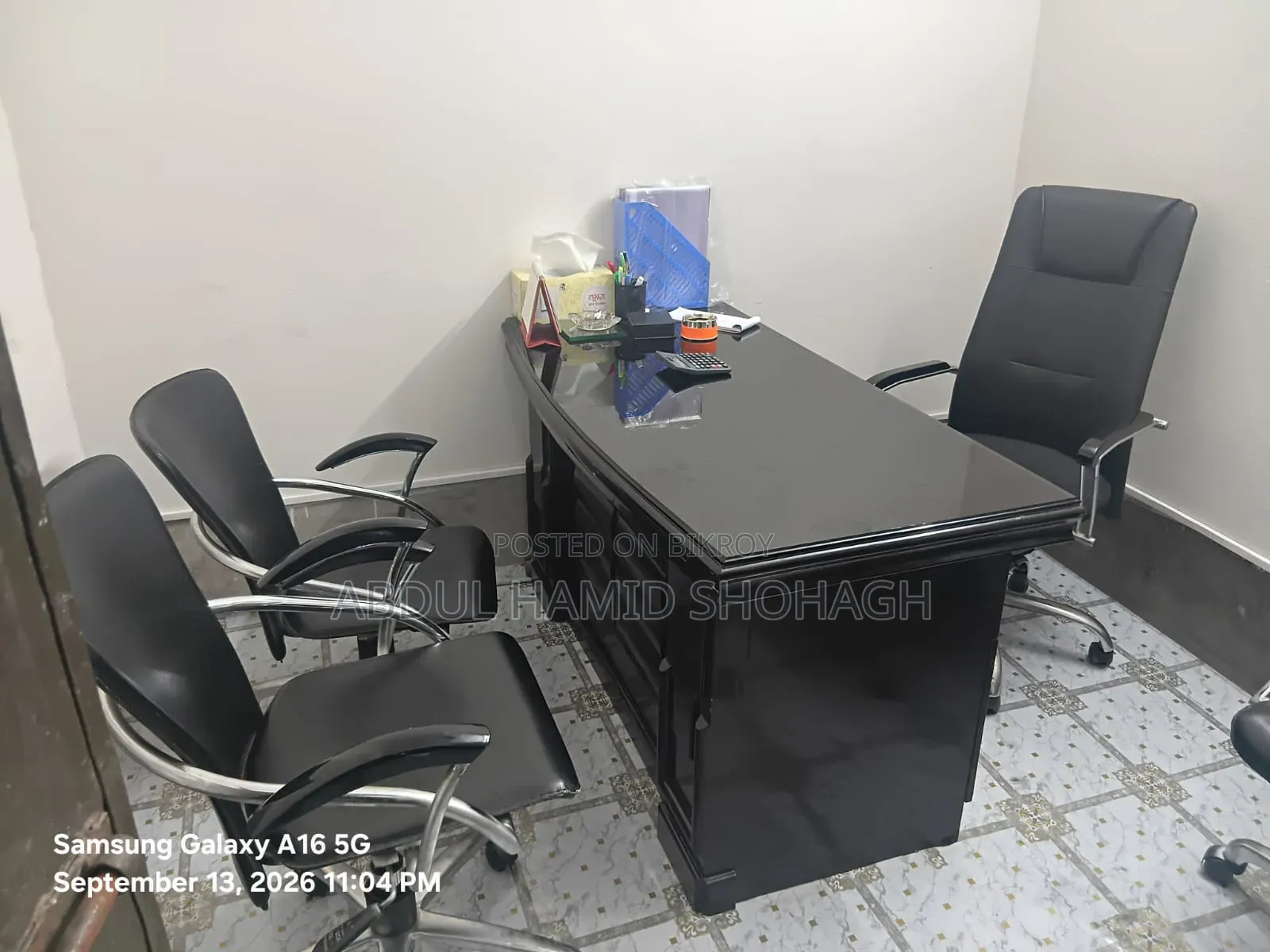 CEO Room Setup_VIP Table With Glass & Big CEO Chair * Clients Chair