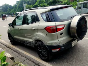 ফোর্ড ইকোস্পোর্ট ২০১৬ গ্রে