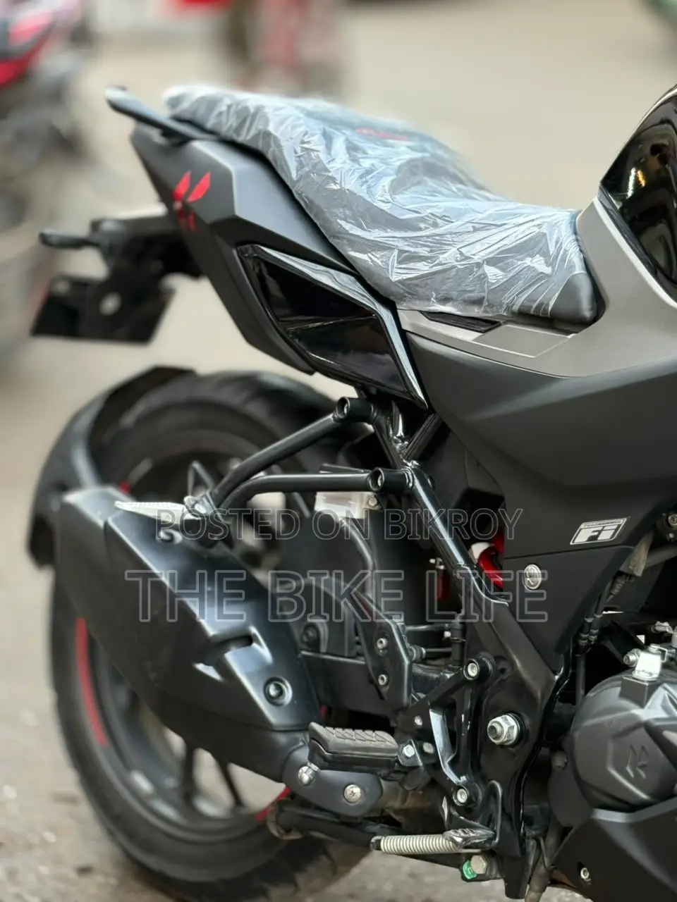 Hero Xtreme 160R 4V 2026 Black