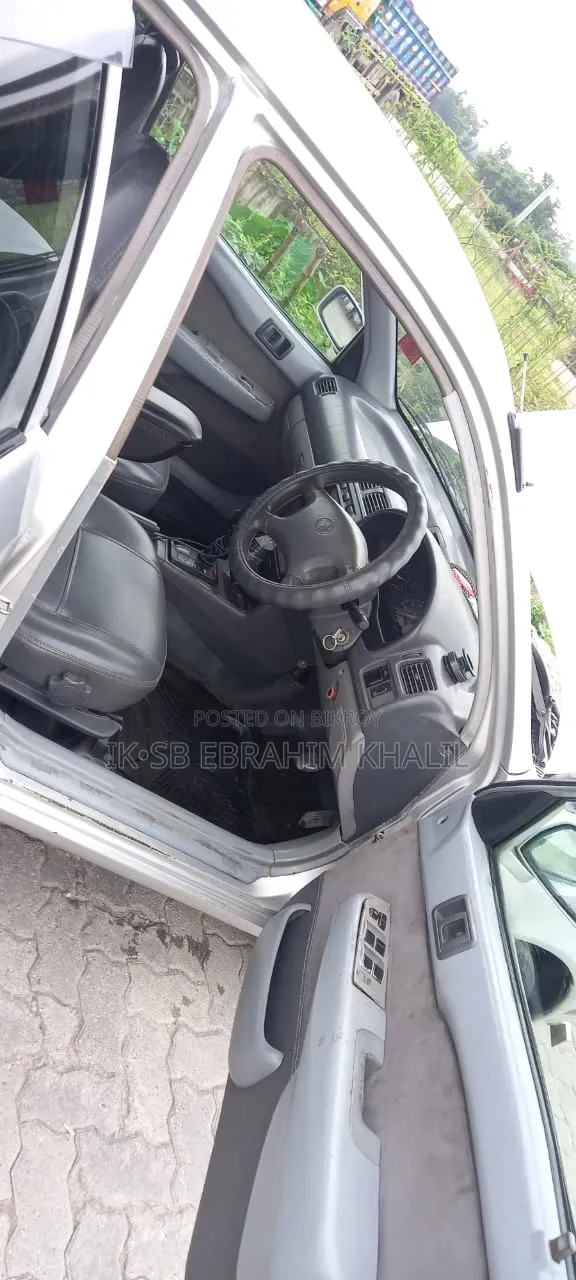 Toyota Toyoace 1996 Silver