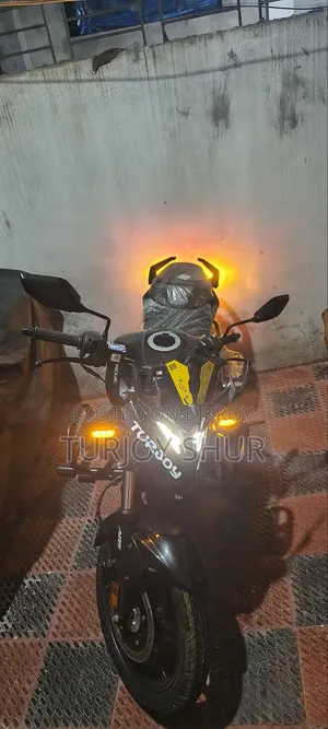 Hero Xtreme 125R 2025 Black