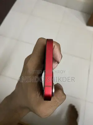 Apple iPhone 13 128 GB Red