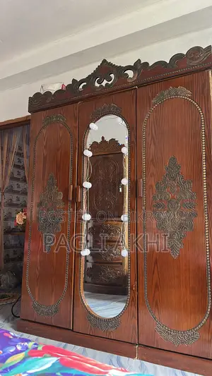 ৩ পার্ট আলমিরা
