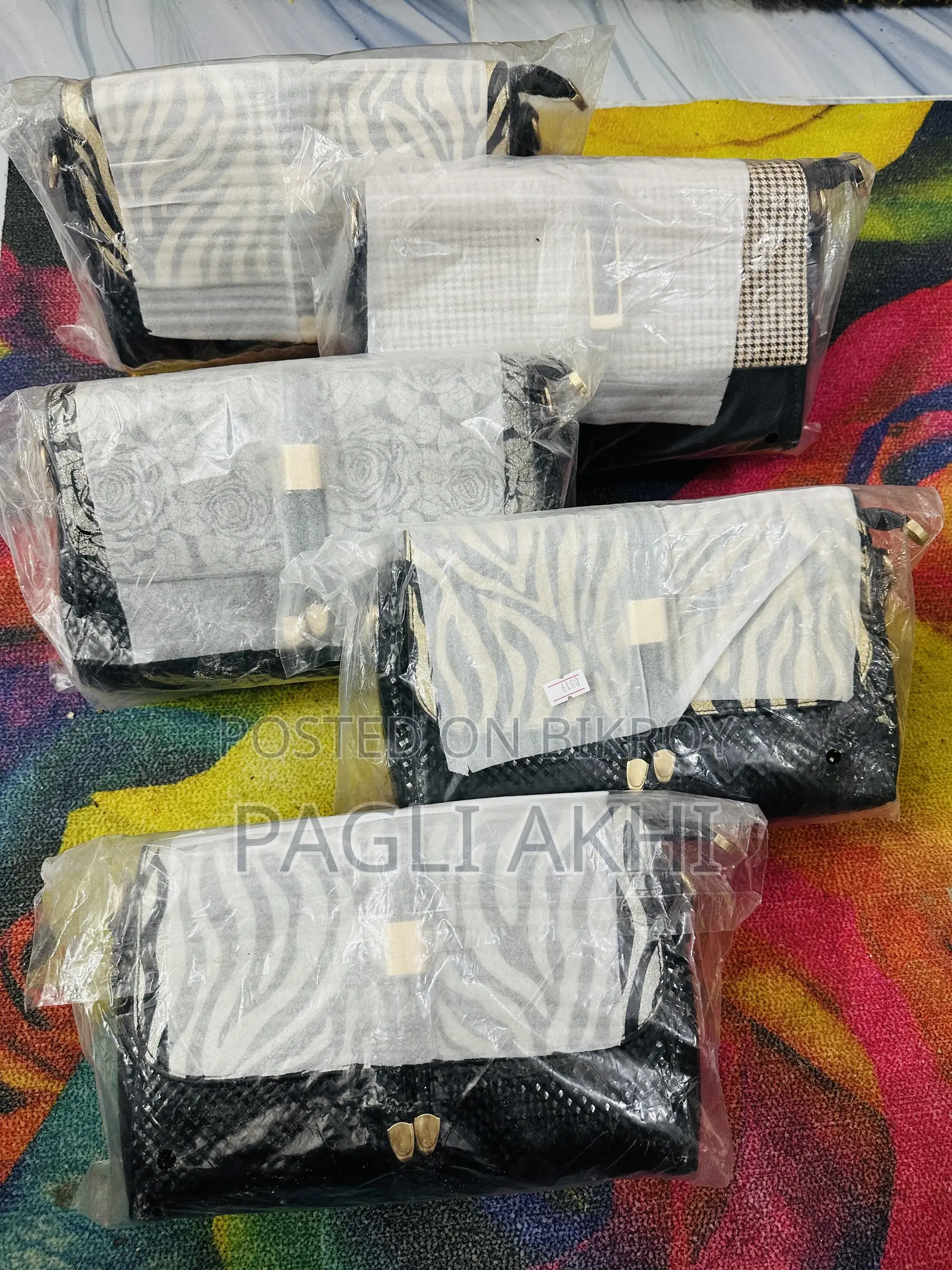 লেডিস ব্যাগ