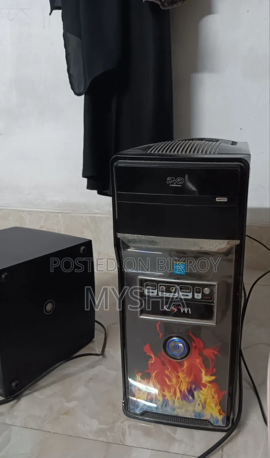 Desktop Computer Dell Inspiron 24 5000 16GB Intel Core i3 SSD 512GB