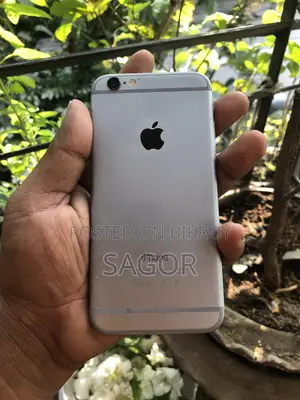 Apple iPhone 6 16 GB Silver