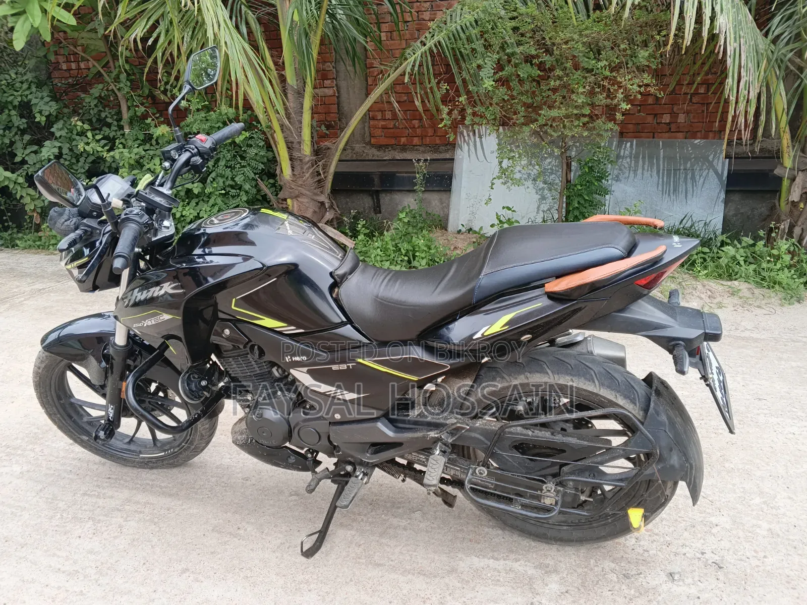 Hero Hunk 150R Dual Disc ABS 2025 Black