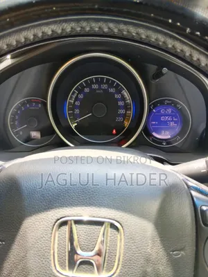 Honda Jazz 2017 Maroon