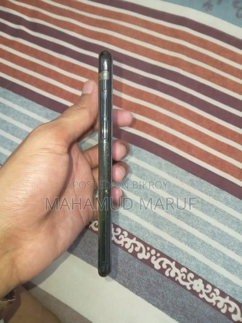 Apple iPhone X 64 GB Black