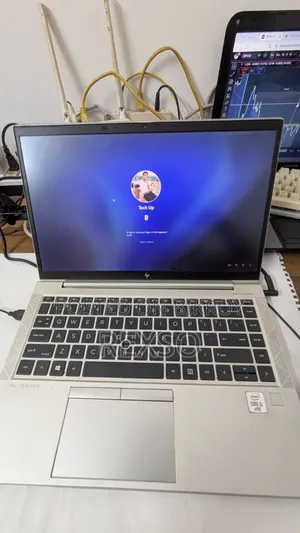 New Laptop HP EliteBook 840 G8 16GB Intel Core i5 SSD 512GB