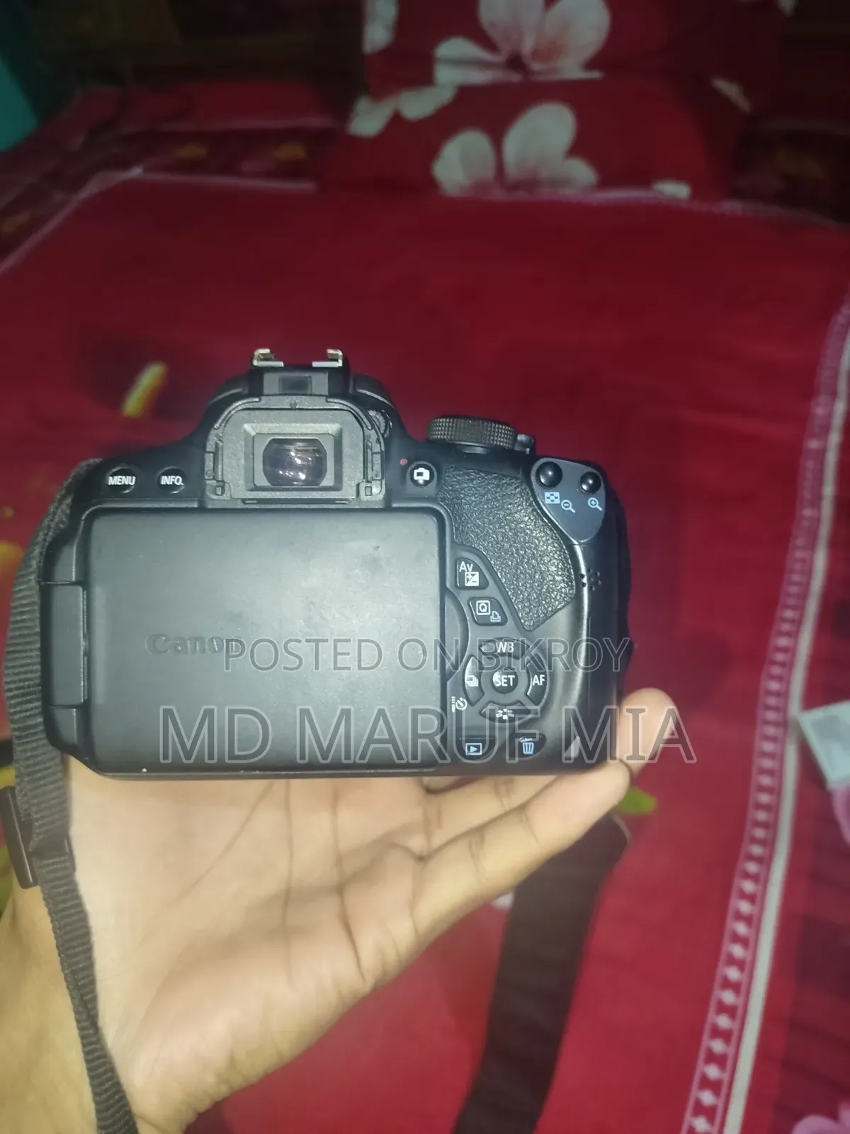 Canon 700D