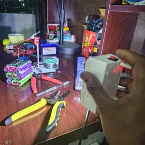 কাস্টমাইজ ইমার্জেন্সি ব্যাকআপ লাইট
