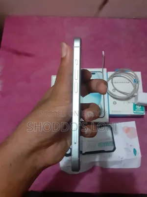 Apple iPhone 15 128 GB White