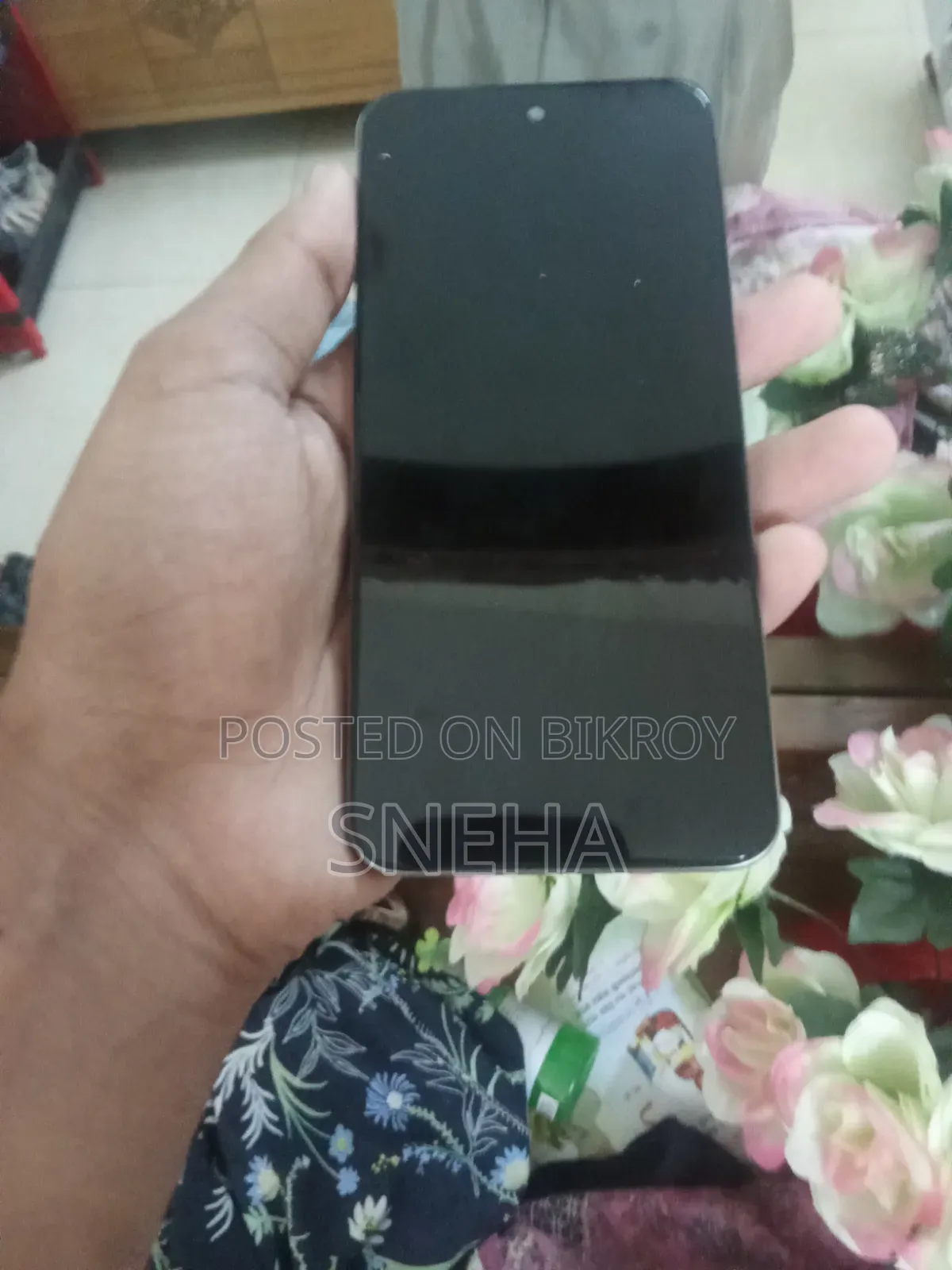 Tecno 64 GB Silver